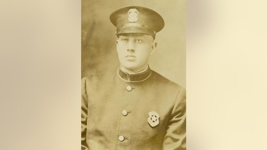 745d2f35-Police Memorial Wall