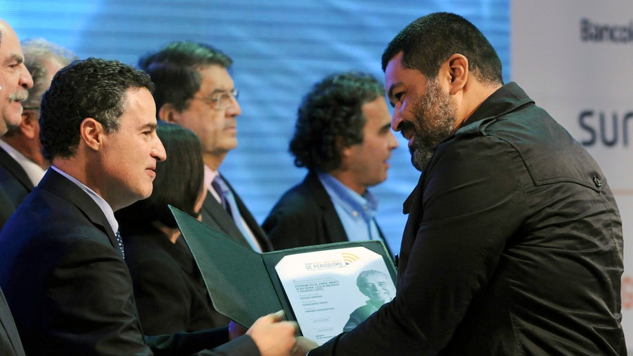 9cd20e31-Colombia Journalism Award