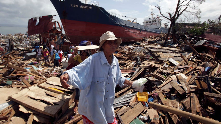 d93a0777-Philippines Typhoon