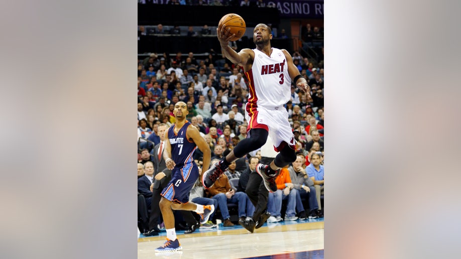 6bf372ec-Heat Bobcats Basketball