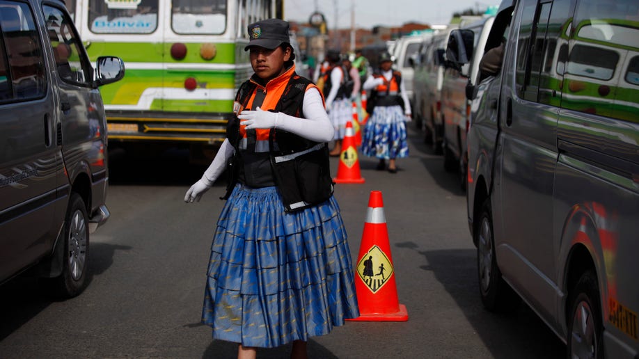 Bolivia Cholita Traffic Cops Photo Gallery