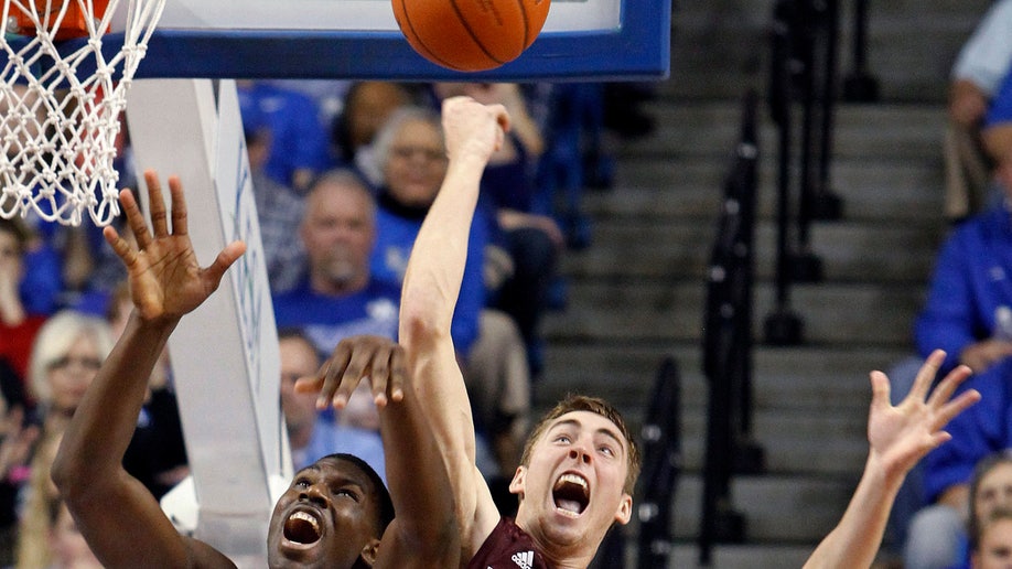 Texas AM Kentucky Basketball