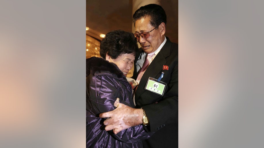 6d7b4453-North Korea Koreas Divided Families