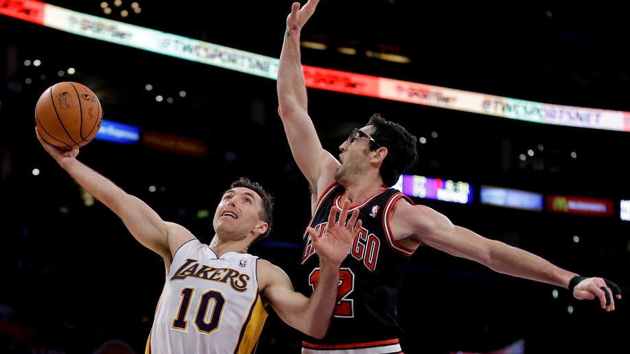 Bulls Lakers Basketball