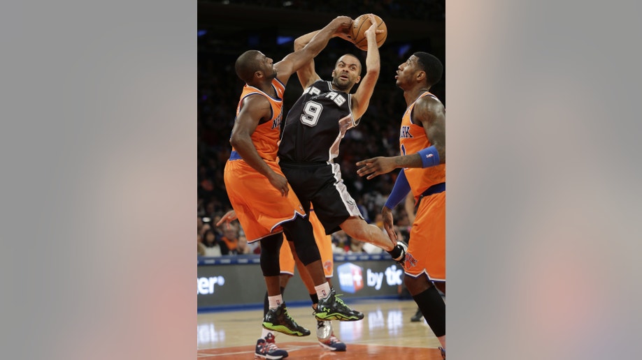 4b818448-Spurs Knicks Basketball