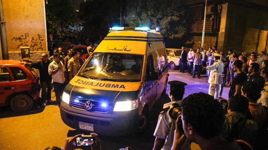 At least 12 Mexican tourists killed in Egyptian desert after armed