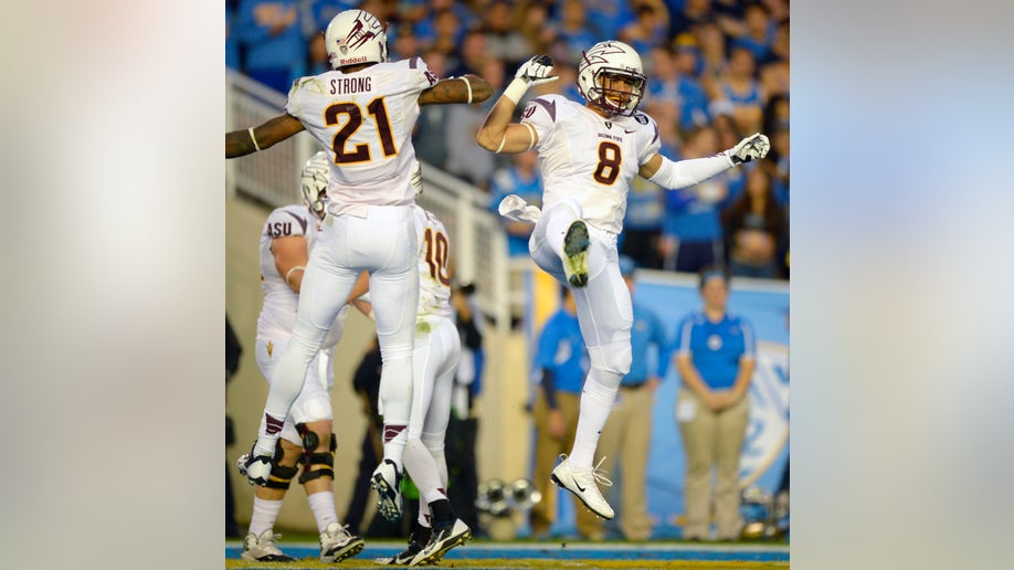 37494810-Arizona State UCLA Football