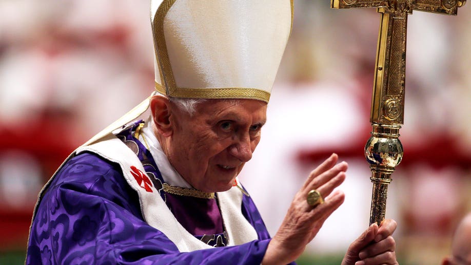 105d1462-Vatican Pope Ash Wednesday