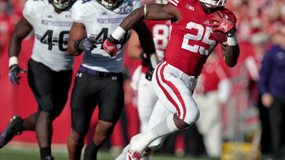 CORRECTION Northwestern Wisconsin Football