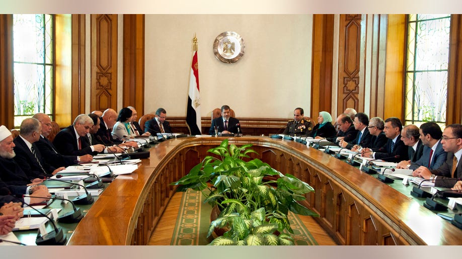 655f8dde-Mideast Egypt Economy