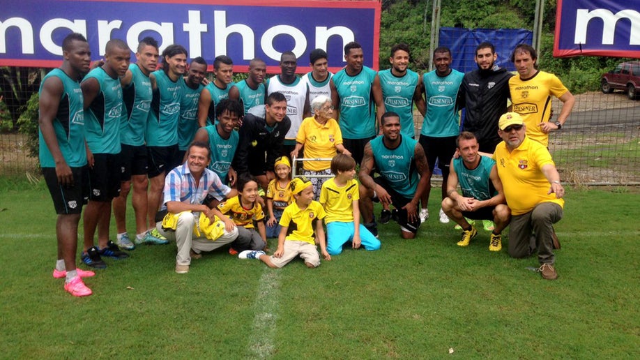 CEN elderly football 2