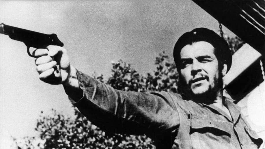 Lucky' lighter Che Guevara bought in Shannon duty-free goes up for