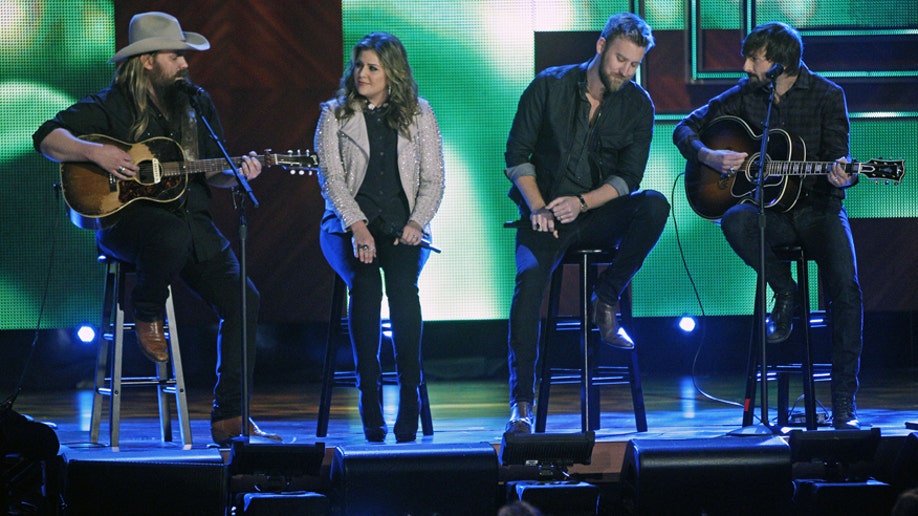 CMT Artists Of The Year - Show
