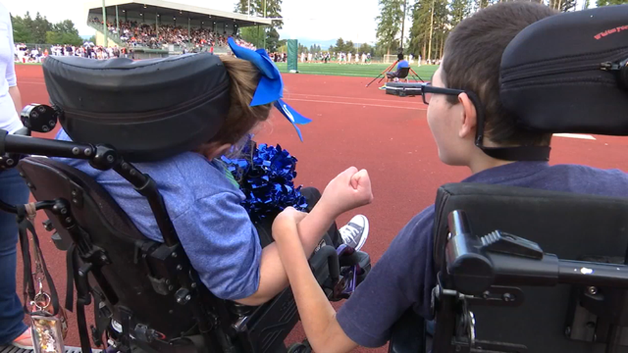 CP homecoming proposal 1 fox 5 atlanta