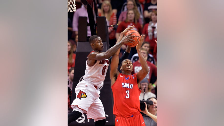 91737627-SMU Louisville Basketball