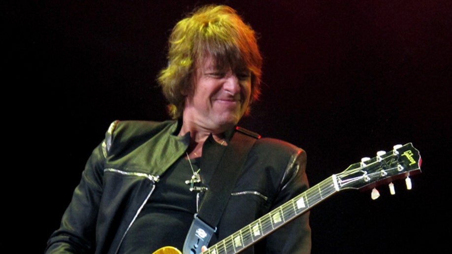 d2beee4c-Bon Jovi Sambora