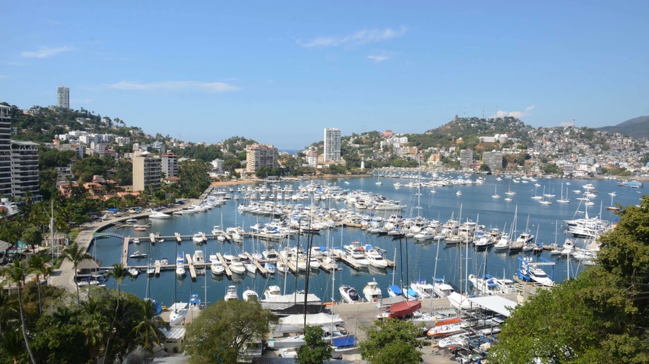 1b0015d3-Mexico Boats Seized