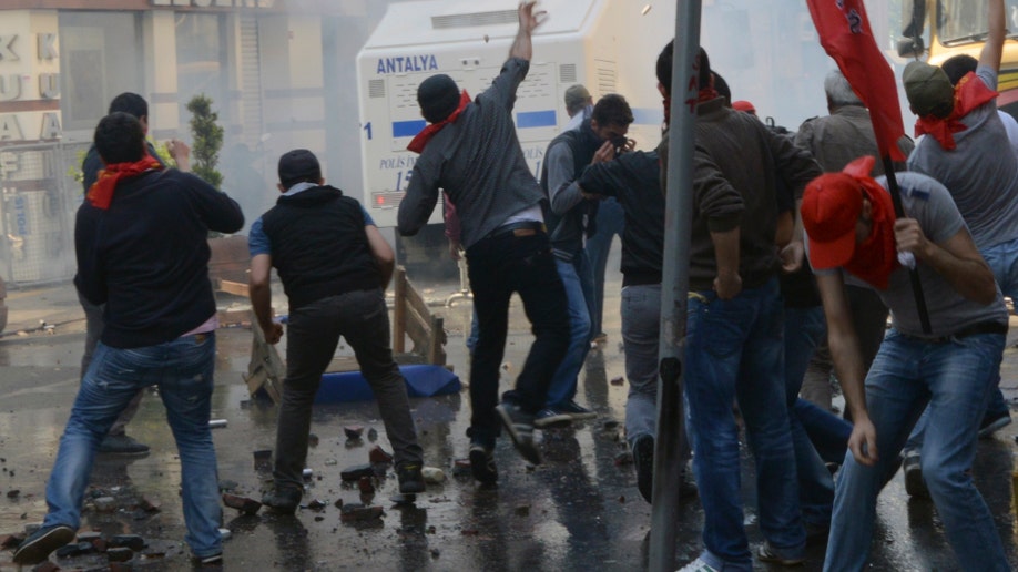 c78aedbe-Turkey May Day