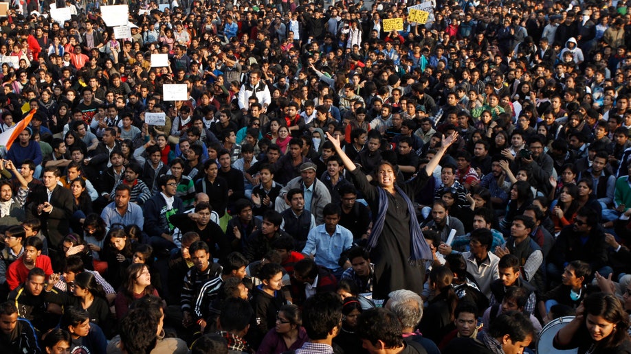 7467781e-India A Dream Destroyed