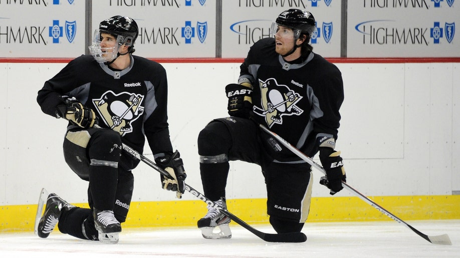 bd71f289-Penguins Crosby Hockey