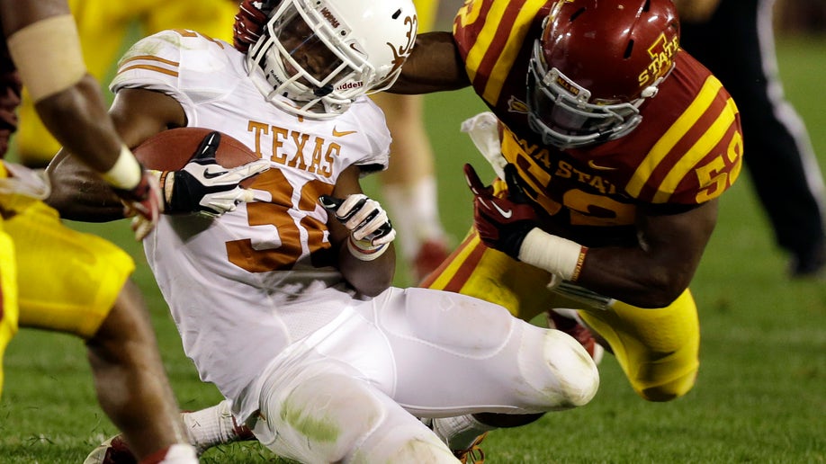 89be5e22-Texas Iowa St Football