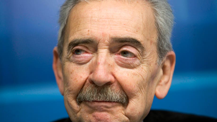 d899c223-Juan Gelman Obit