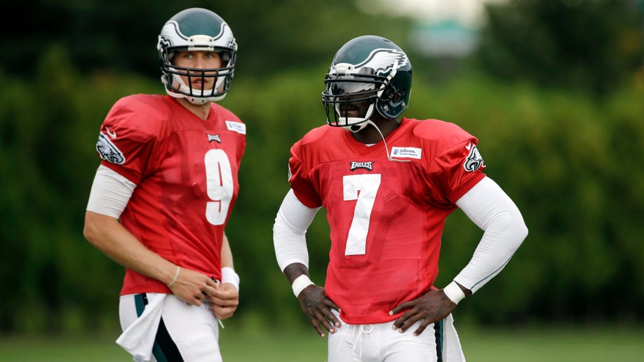 Eagles QBs Football