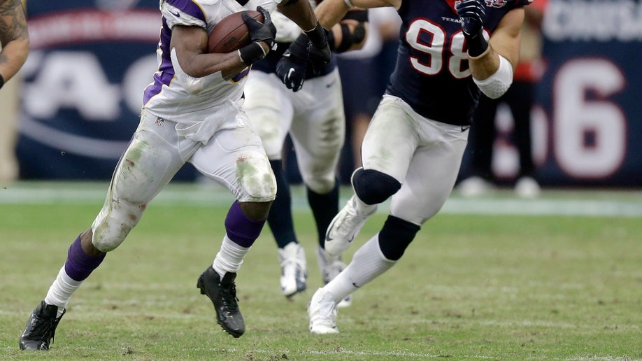 dd057741-Vikings Texans Football