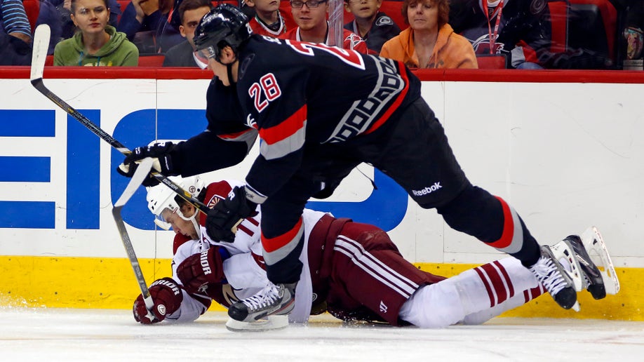 Coyotes Hurricanes Hockey