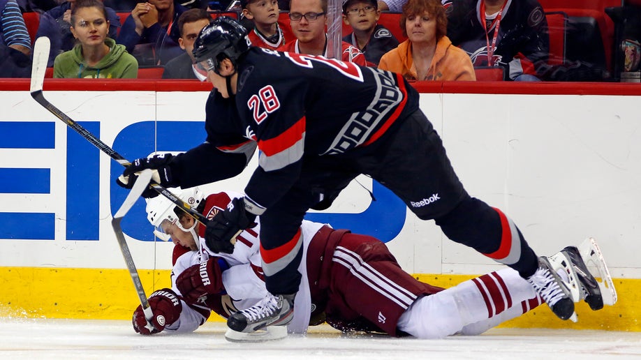 Coyotes Hurricanes Hockey