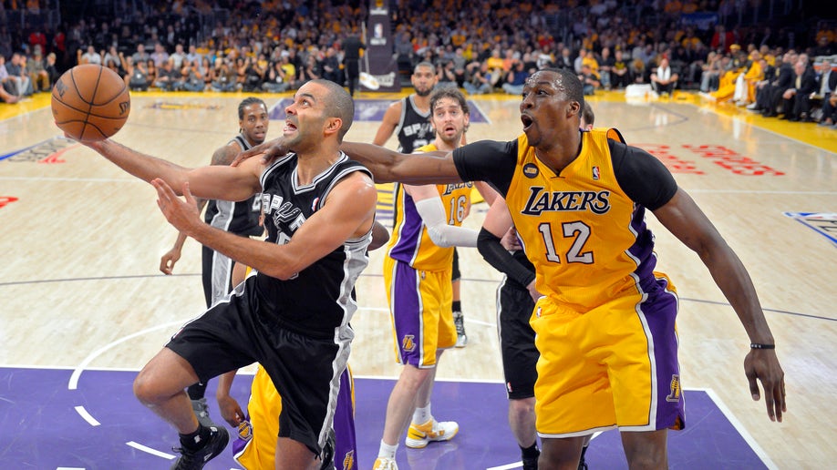 eca01e2a-Spurs Lakers Basketball