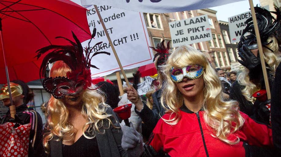 Amsterdam Prostitutes Protest Against Closure Of Sex Workers Windows In Red Light District 7055