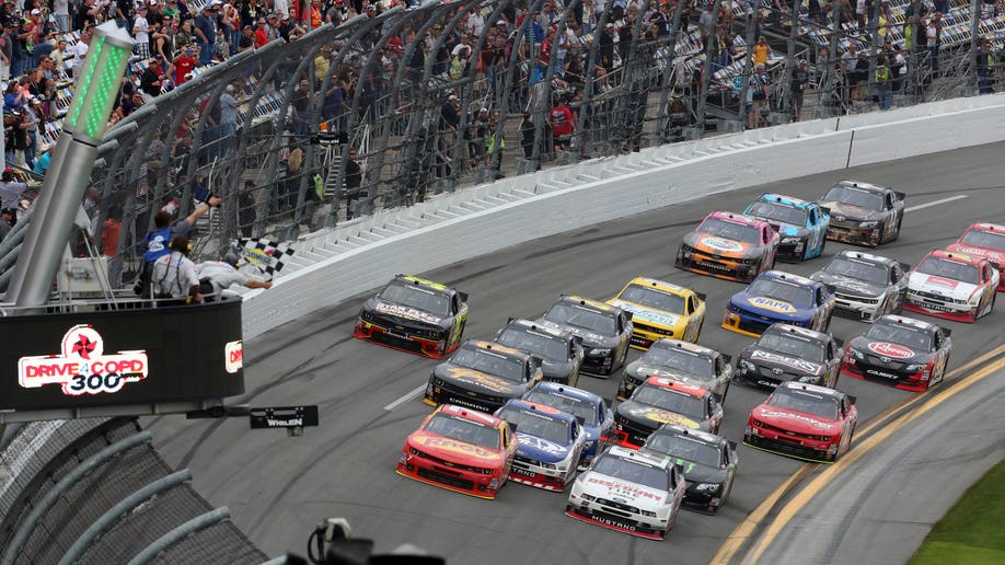 NASCAR Daytona Nationwide Auto Racing