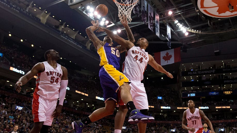 892e9be6-Lakers Raptors Basketball