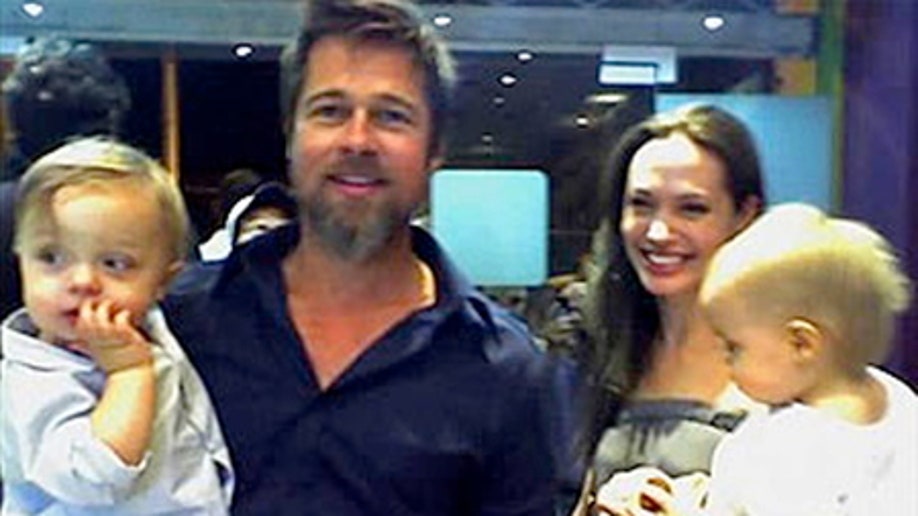e28cd9d7-Brad Pitt and Angelina Jolie