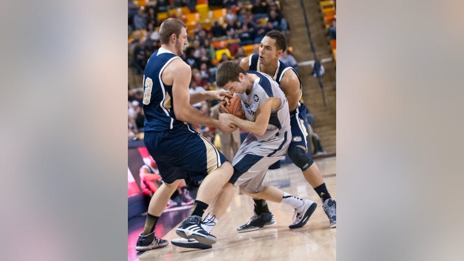 e12429c4-UC Davis Utah St Basketball