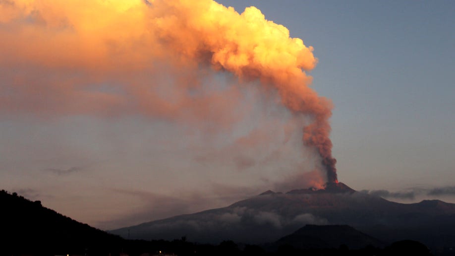 a0c33186-Italy Etna Eruption
