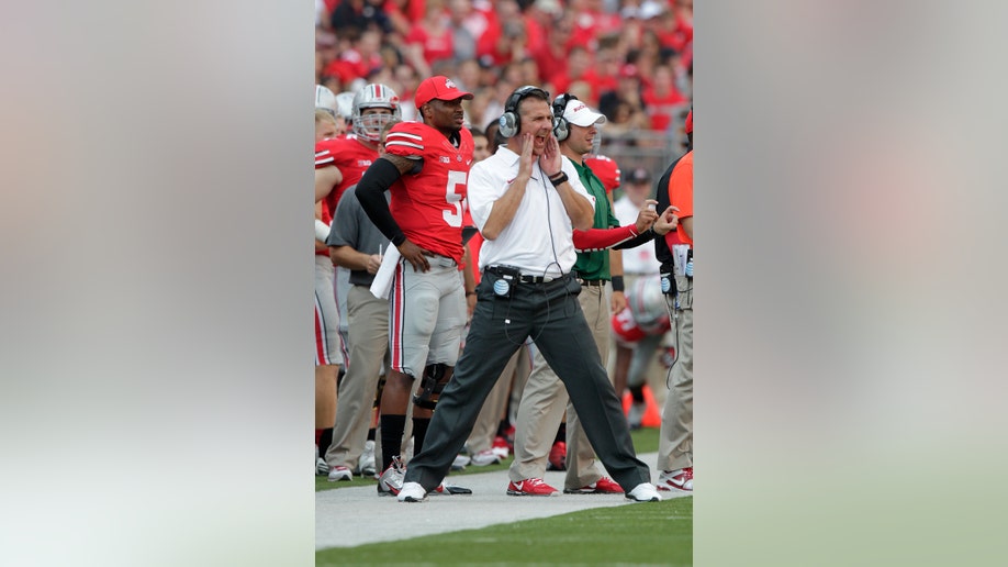 Ohio St Streaking Football