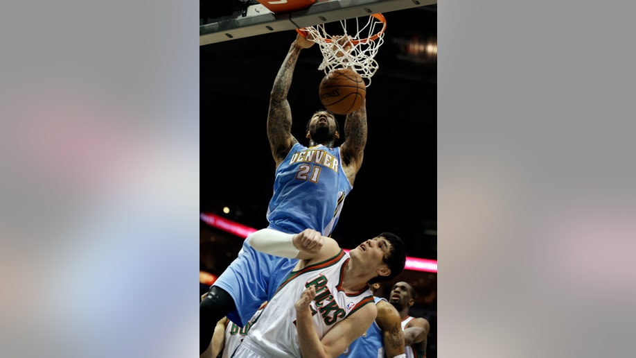 19ef335f-Nuggets Bucks Basketball