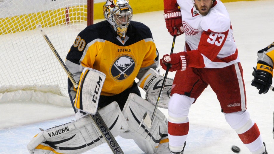 a49f1601-Red Wings Sabres Hockey