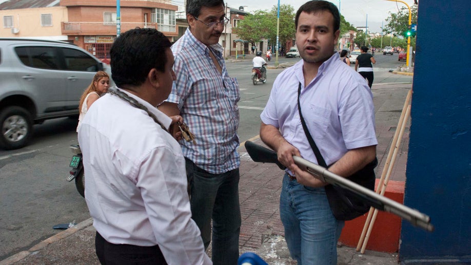 Argentina Police Looting