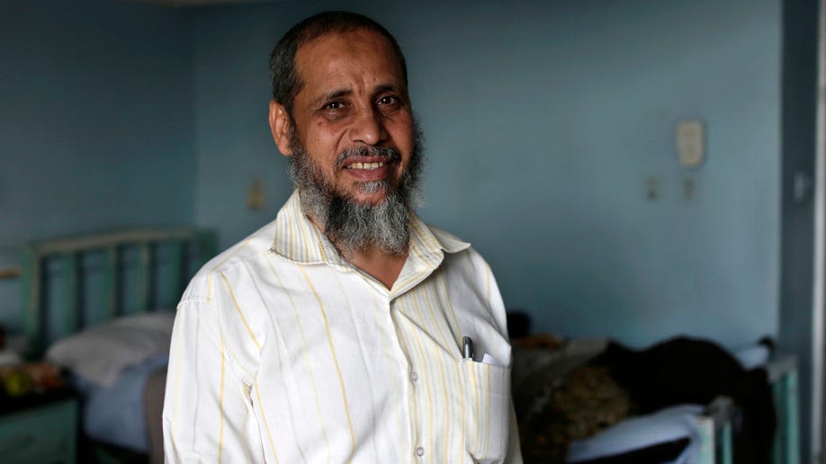 044a1e8f-Mideast Egypt Conversion Uproar