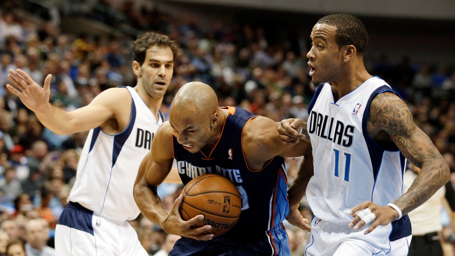 Bobcats Mavericks Basketball