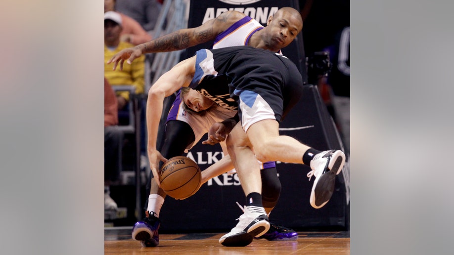 611c8014-Timberwolves Suns Basketball