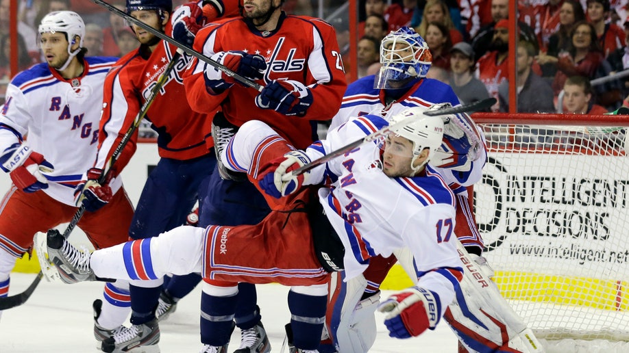 753fcca1-Rangers Capitals Hockey