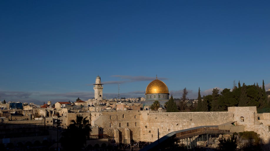 185ca53e-Mideast Travel Trip Five Free things Jerusalem