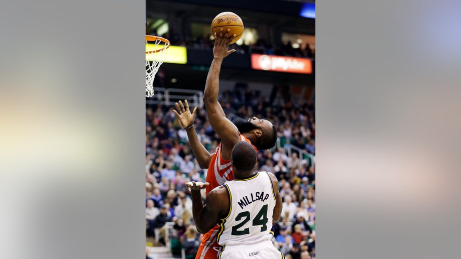 8e18a369-Rockets Jazz Basketball