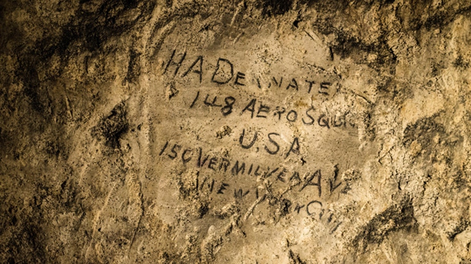 73123f7e-France WWI Graffiti