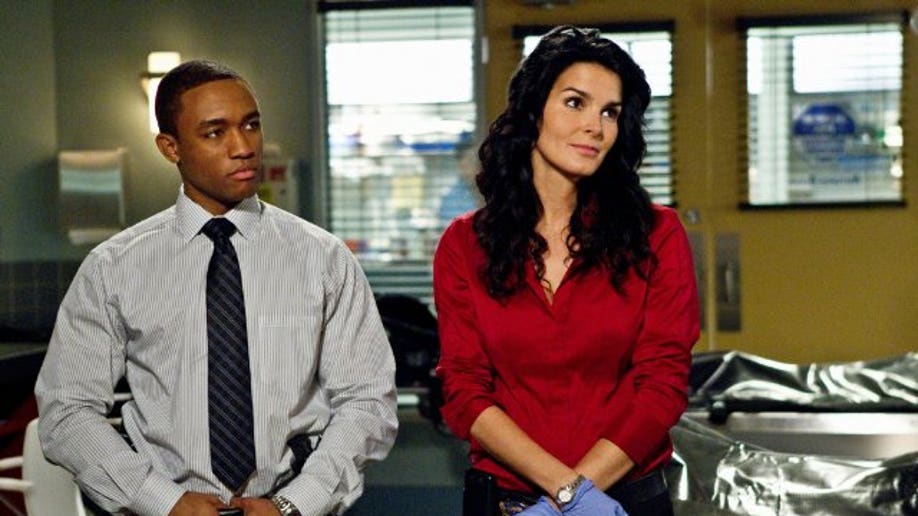 Rizzoli And Isles Star Lee Thompson Young Dead At 29 Fox News