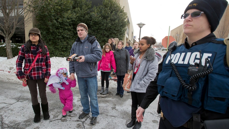 a8f266aa-Mall Shooting